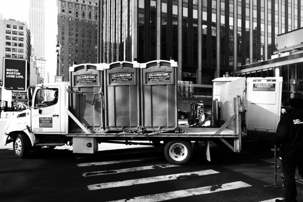 Porta potty delivery and setup in Anahola, HI